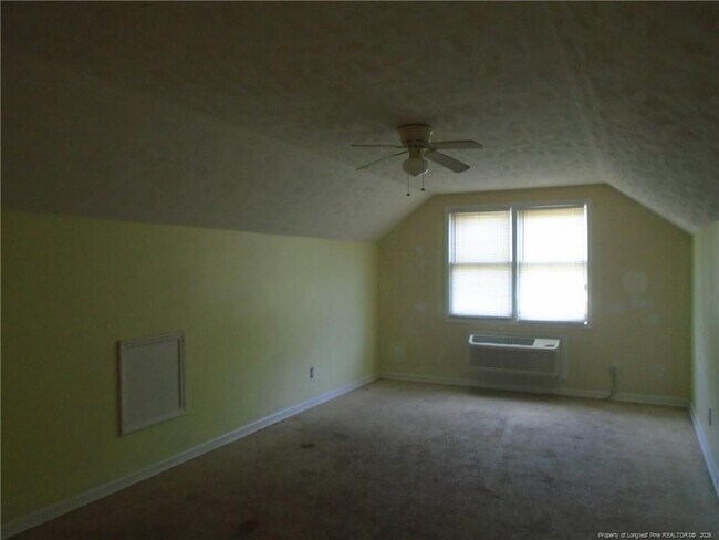 Building Photo - 6334 Greycliff Dr