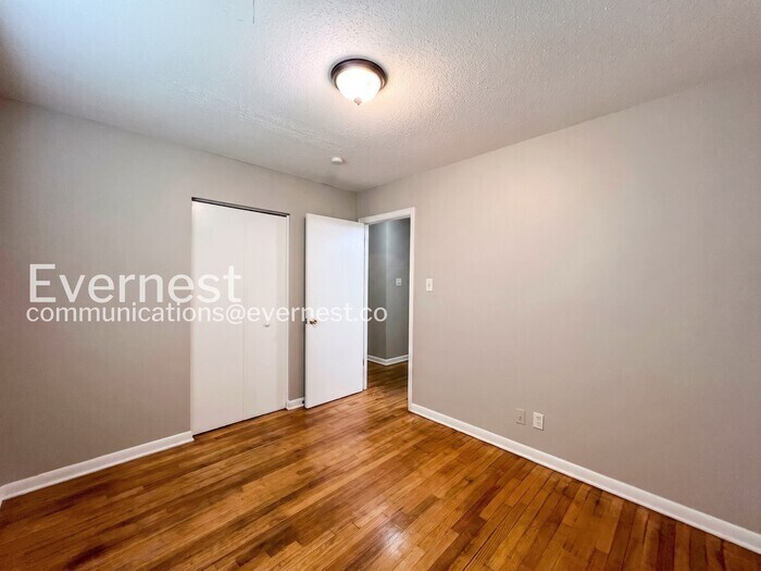 Building Photo - 8297 Baldwyn Cove