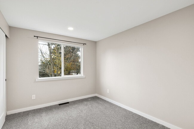 Building Photo - 9488 Olson Rd NW