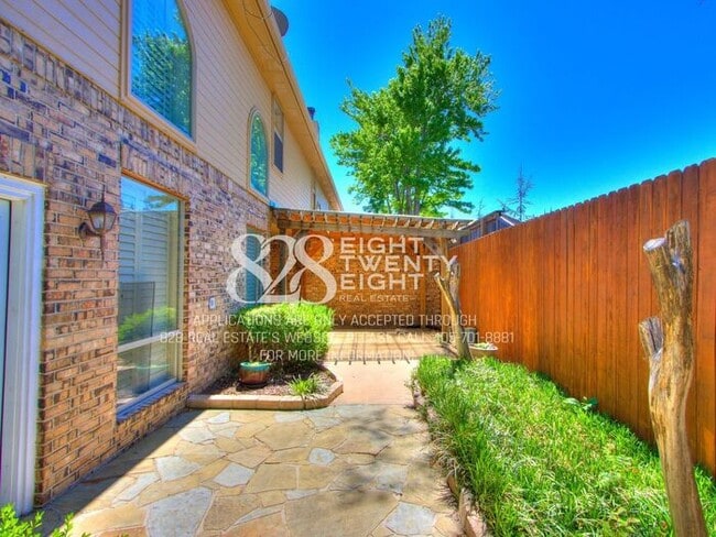 Building Photo - *TOURING NOW!* Spacious Two-Story Brick Brookhaven Beauty 3 Bed/2.5 Bath with All the Extras!