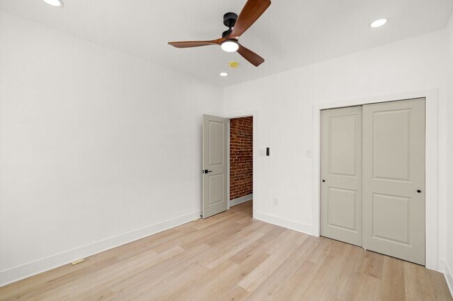Building Photo - 2345 N 16th St