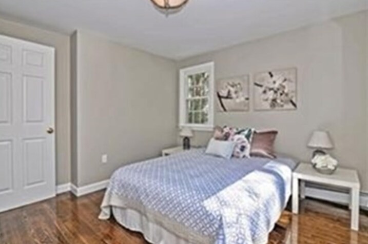 Building Photo - 16 Oak Hill Rd