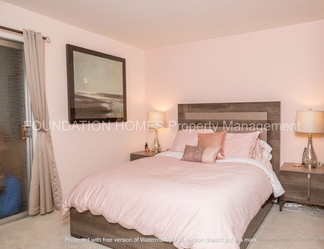 Building Photo - Video - Tranquil and spacious One bedroom ...