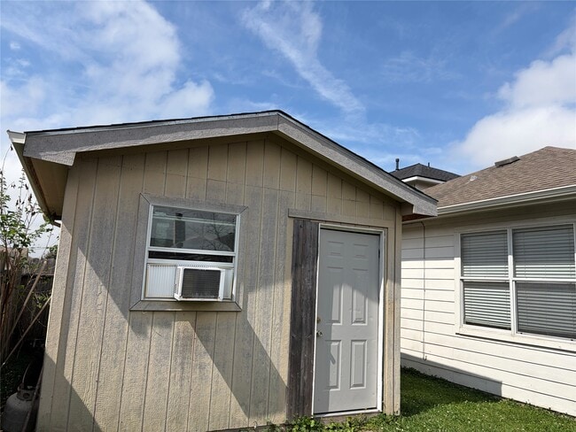 Building Photo - 15814 Granite Mountain Trail