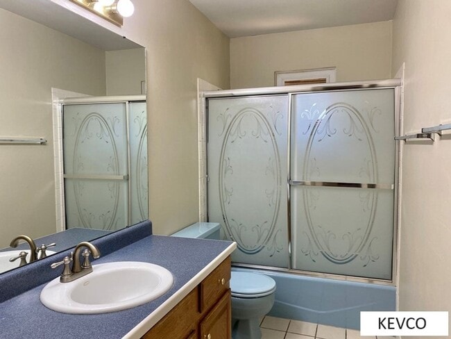 Building Photo - Wonderful Home in Campus West!