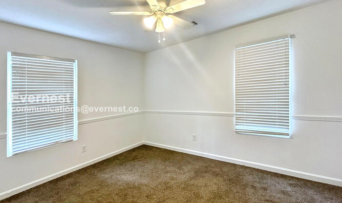 Building Photo - 6387 E Windsor Ln