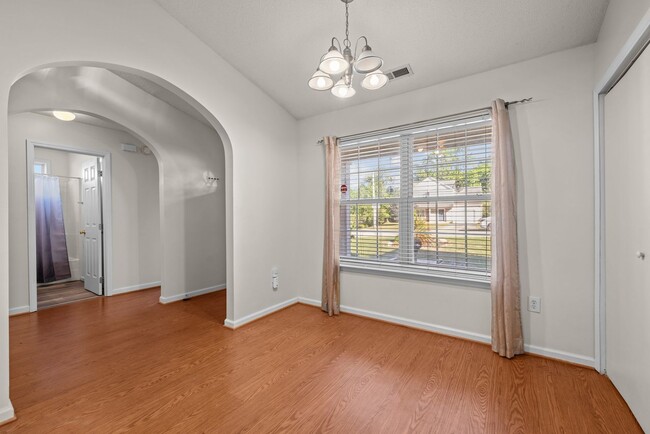 Building Photo - Charming 3-Bedroom Brick Ranch in Raleigh ...