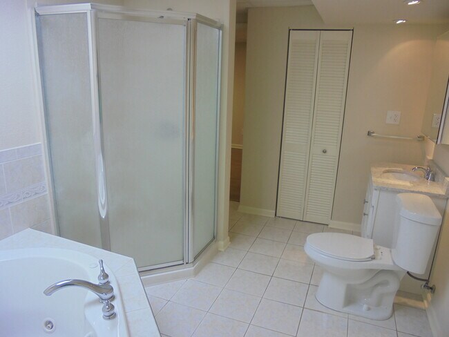 Building Photo - 356 Littleton Trail