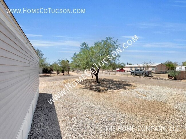 Building Photo - 11550 S Nogales Hwy