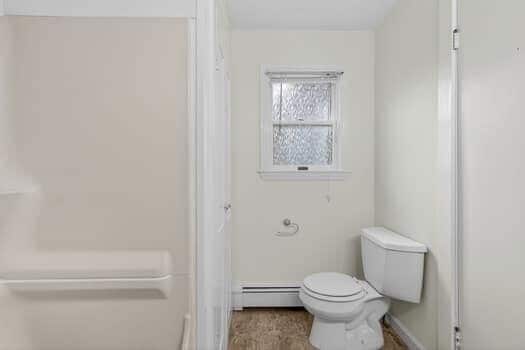 Building Photo - 102 Market St