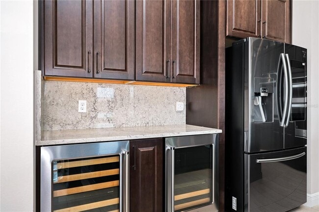 Building Photo - 15469 Shorebird Ln