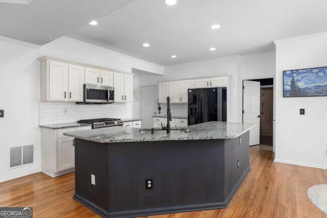 Building Photo - 1612 Branch Creek Cove