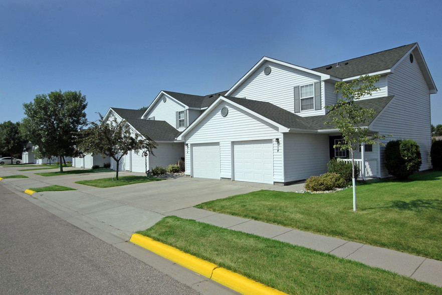 Primary Photo - Crookston Townhomes