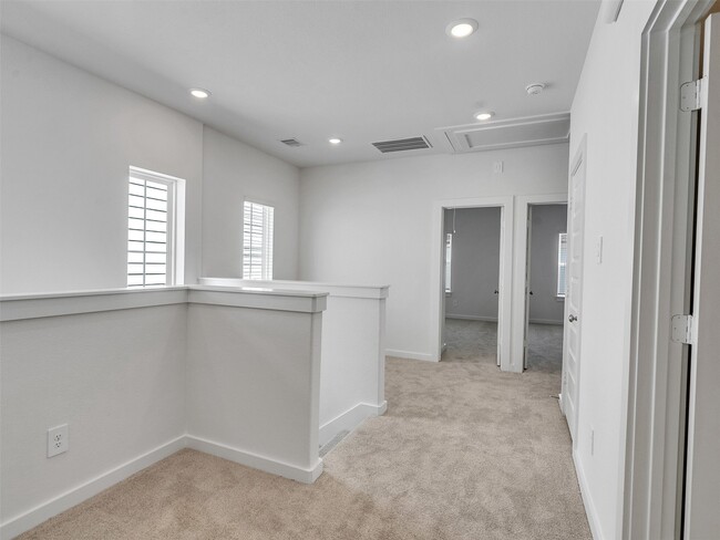 Building Photo - 4113 Fig Grv St