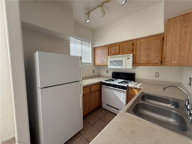 Building Photo - 9050 W Warm Springs Rd