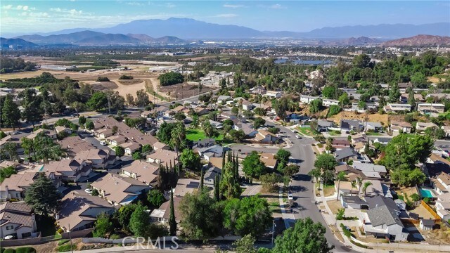 Building Photo - 5165 Pearblossom Dr