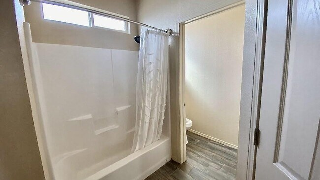 Building Photo - 11884 Auburn Sands Dr