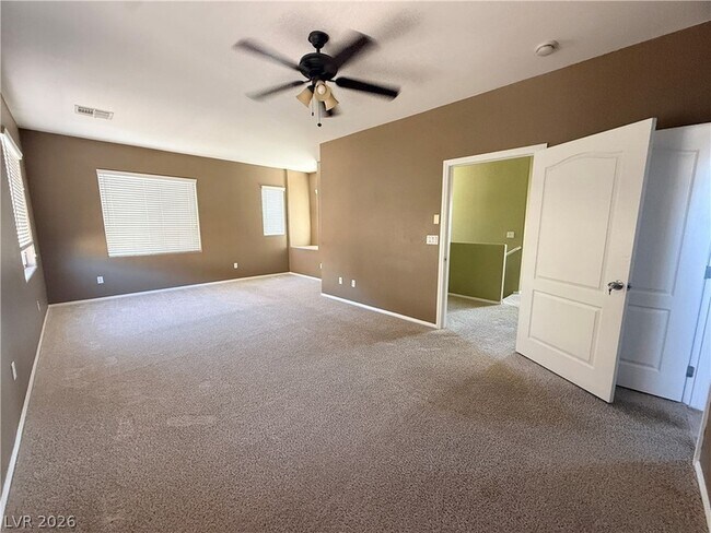 Building Photo - 673 Taliput Palm Pl