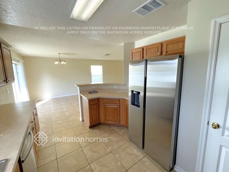 Building Photo - 18744 Litzau Ln