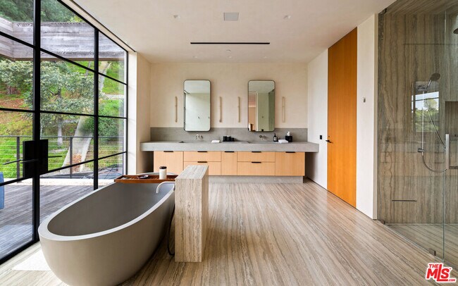 Building Photo - 11531 Orum Rd