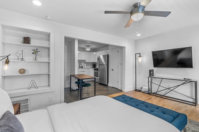Main living space - Crescent Apartments