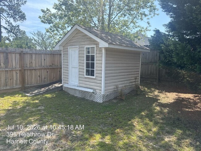 Building Photo - 394 Heathrow Drive