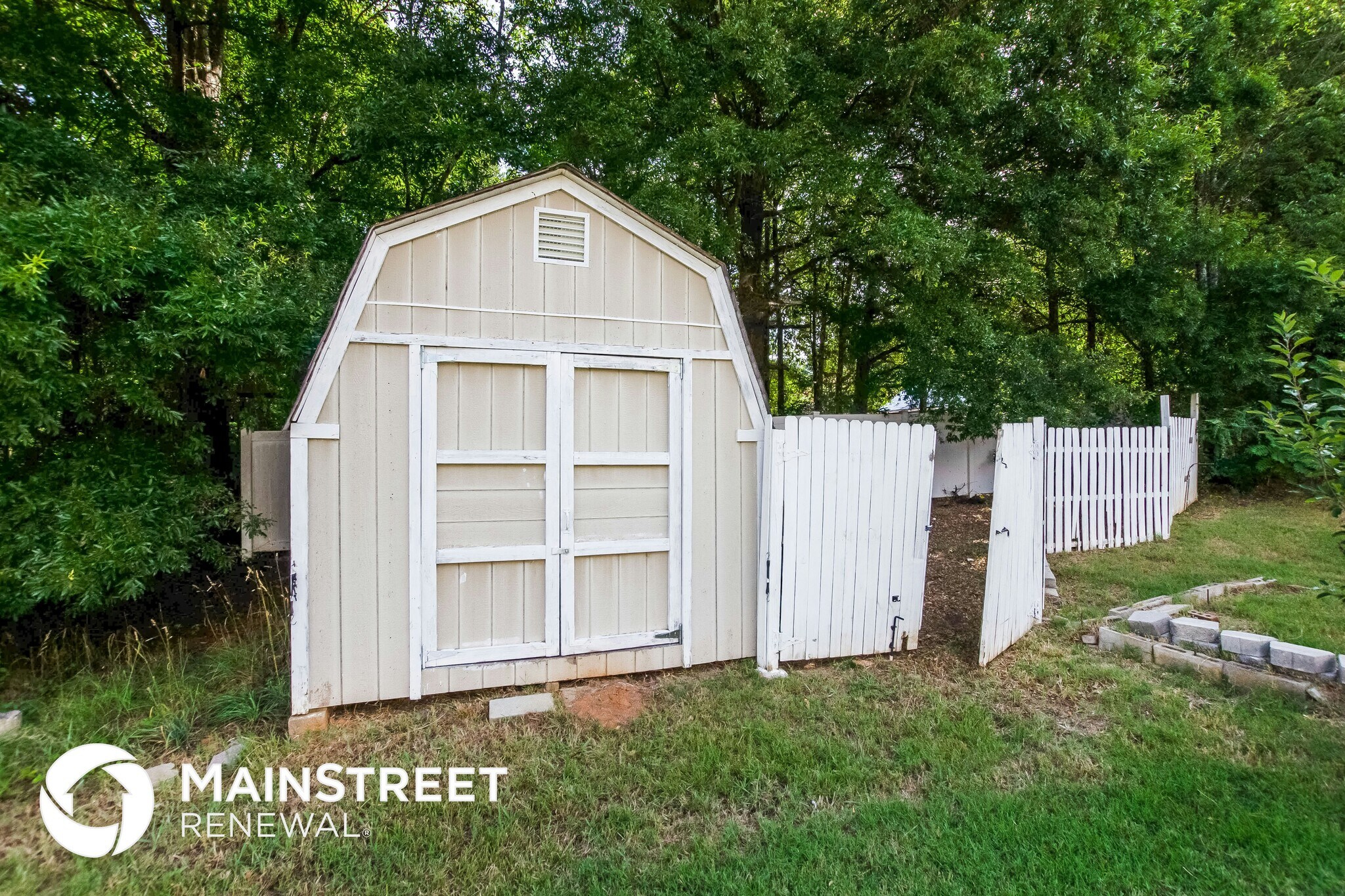 Building Photo - 3011 Kraus Glen Dr