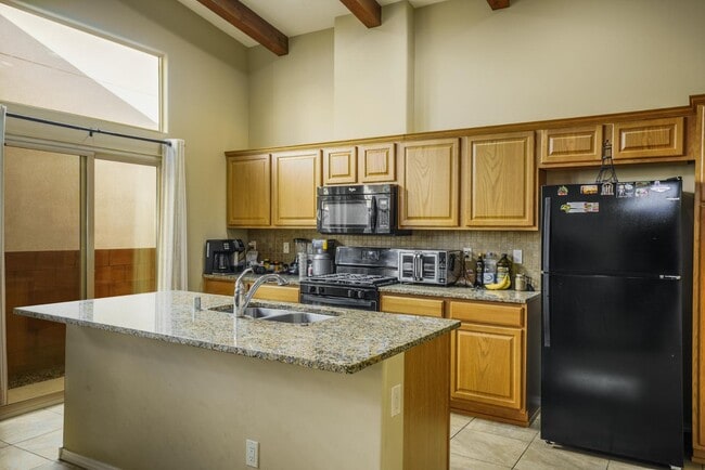 Building Photo - 1452 Lumberton Dr NW