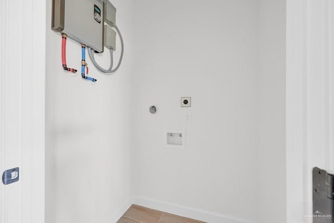 Building Photo - 14 Hidalgo Cir