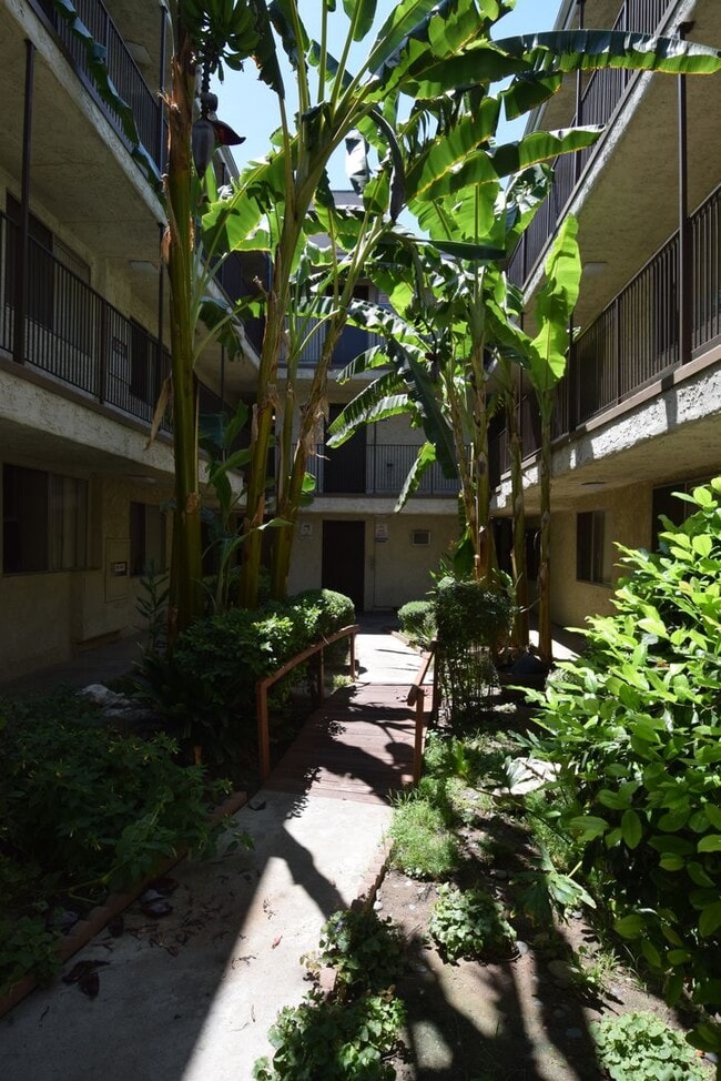 Building Photo - 21018