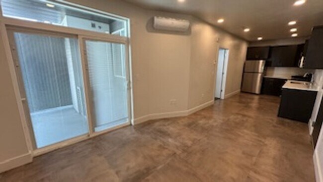 Building Photo - 1 bed 1 bath condo in downtown SLC