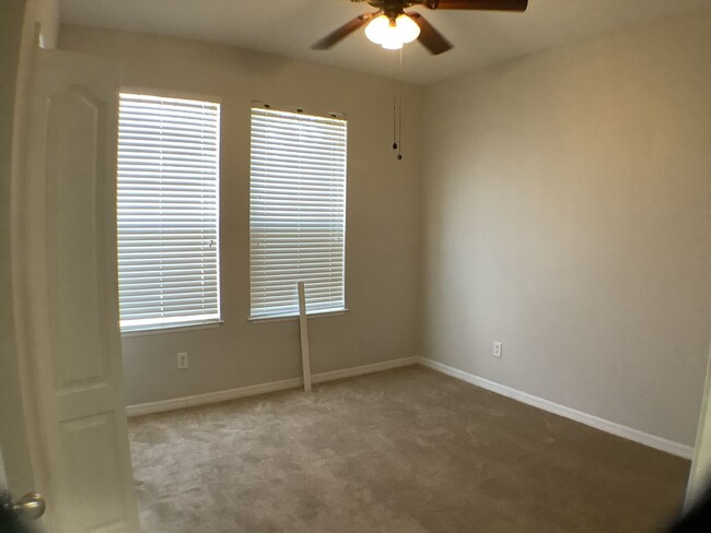 Building Photo - 4/3 Rental Home-Reserve at Minneola