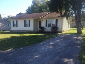 Building Photo - 109 Countryside Dr