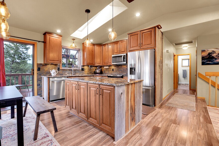 Building Photo - 30273 Conifer Rd