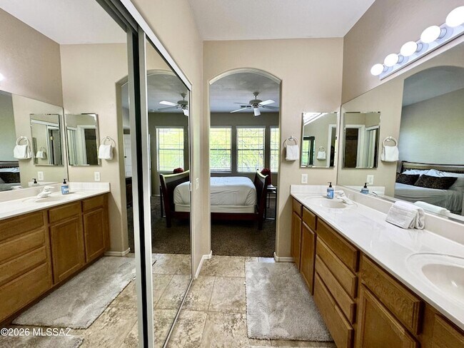 Building Photo - 755 W Vistoso Highlands Dr