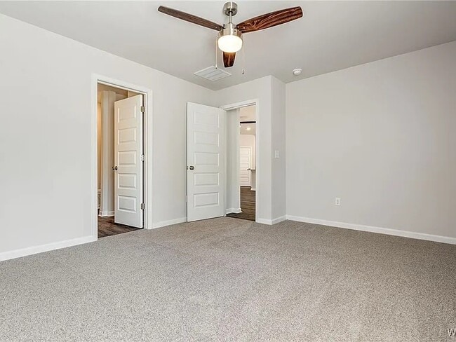 Building Photo - 2381 Bobwhite Dr