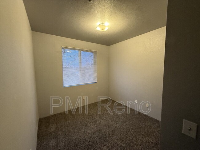 Building Photo - 1600 I St