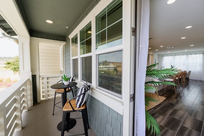 Building Photo - 3br / 2.5ba Scotts Valley Gem