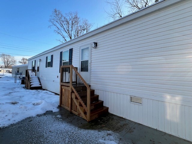 Building Photo - 14566 Red Bud Trail N