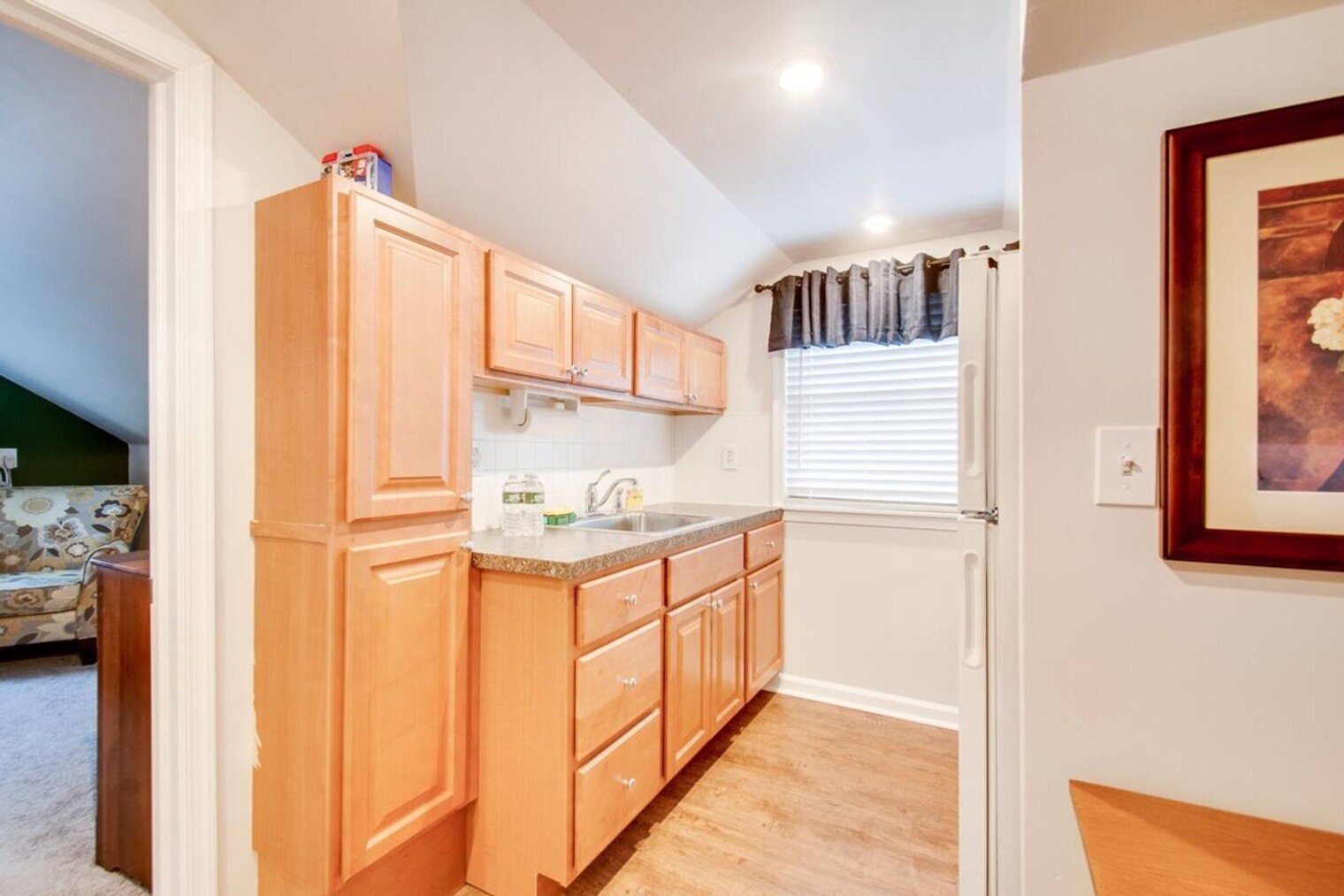 Building Photo - 42 Old Lancaster Rd