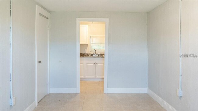 Building Photo - 1507 7th St SW