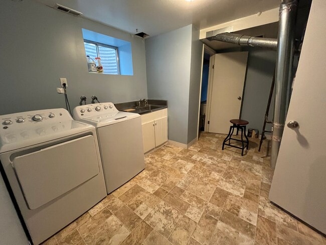 Building Photo - Adorable Home in West Fort Collins