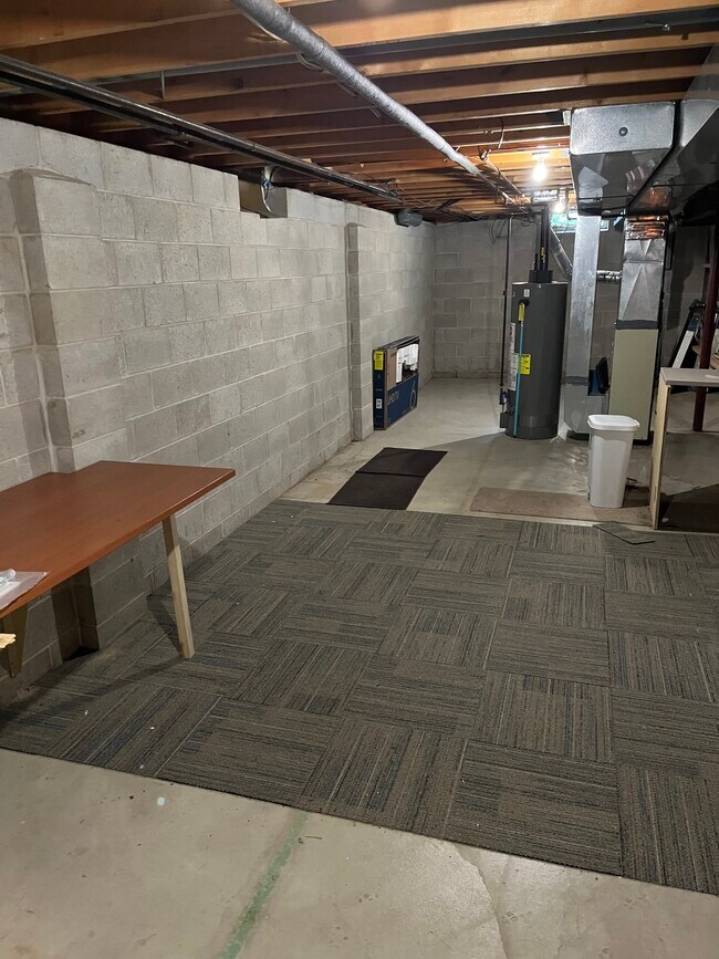 Private basement - 7734 W Stevenson St