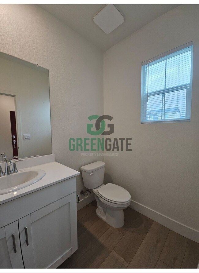 Building Photo - 3 Bedroom 2.5 Bath New Build in Lathrop! AVAILABLE NOW!!