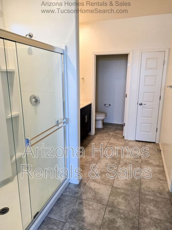 Building Photo - 11295 S Weismann Dr