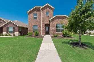 Building Photo - 1309 Canuela Way