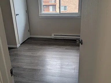 Building Photo - 5350 Camelot Dr