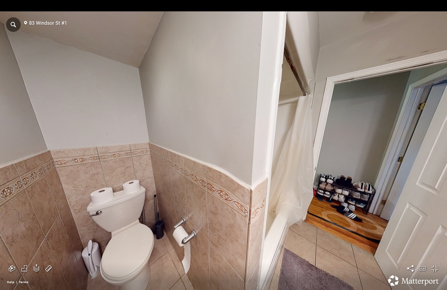 Building Photo - 83 Windsor St