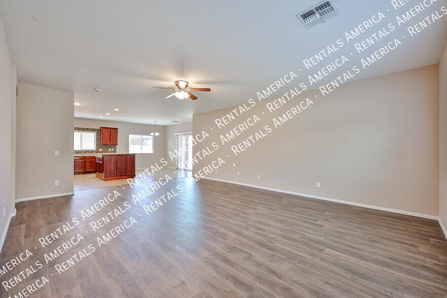Building Photo - 3416 W la Mirada Dr