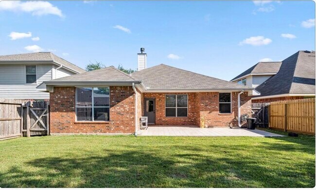 Building Photo - 6930 Atasca Creek Dr
